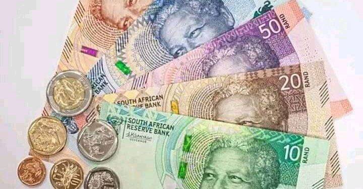 UKRACAZA WETYHOSHA ENGAMAPHEPHA NEQHOSHA ELINGENANTUNJA UYAQALA UKUSEBENZA